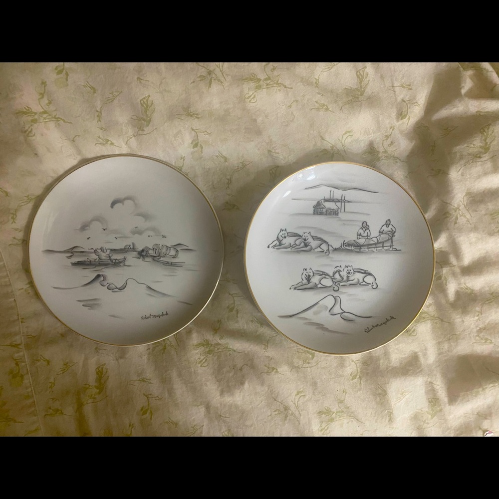 Robert Mayokok pair of porcelain China wares plates